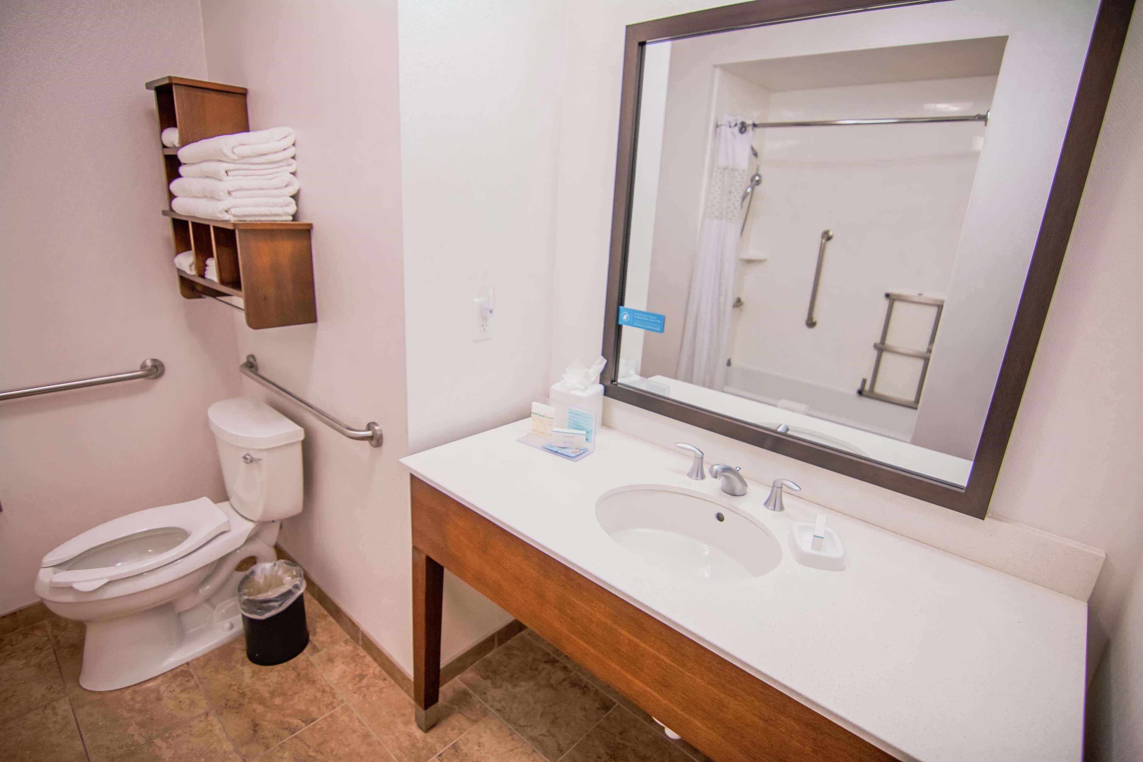 Hampton Inn & Suites Dallas/Frisco North-Fieldhouse Usa Bagian luar foto