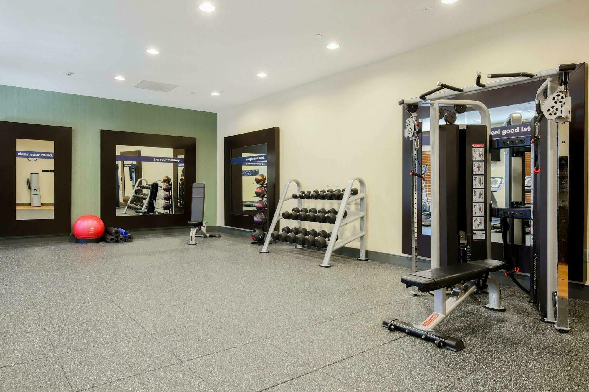 Hampton Inn & Suites Dallas/Frisco North-Fieldhouse Usa Bagian luar foto